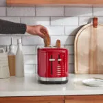 Тостер на 2 ломтика KitchenAid, 5KMT2109EER Красный — изображение 5